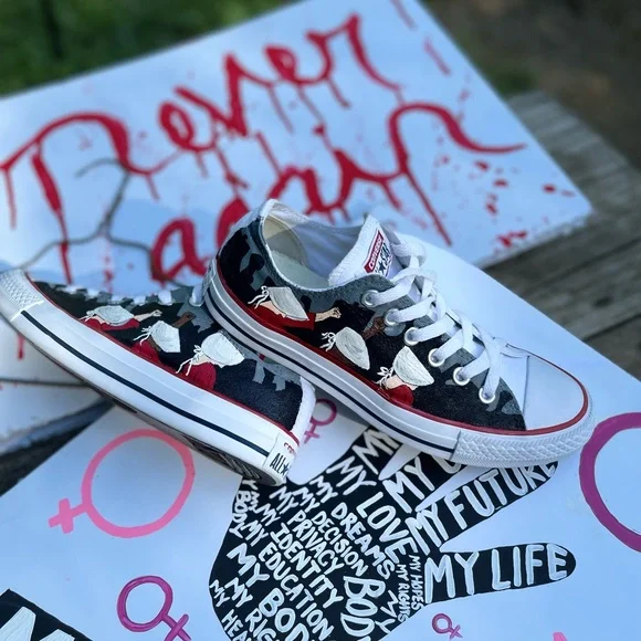 Converse Roe vs Wade Abortion Rights Sneakers Handmaid’s Tale Design. W-7 M 5 - Picture 8 of 9